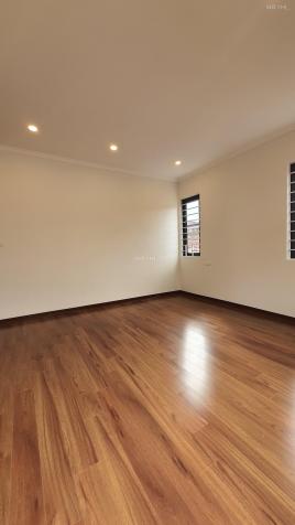 Bán nhà Vũ Xuân Thiều, lô góc, an sinh tốt, ngõ nông; 33m2, mặt tiền 4.5m, 5 tầng, 2.95 tỷ 14305621