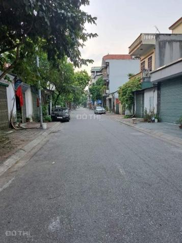 Chủ ngạt thở - bán cực gấp đất mặt phố Nguyễn Văn Hưởng - vỉa hè - KD bất chấp 14311330