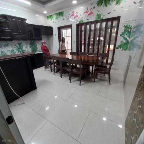 Cho thuê nhà làm VP đường Vũ Tông Phan, AP-AK. Diện tích 100m2. Giá 60 triệu/tháng.  LH 0903652452 14322315