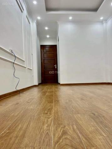 Bán gấp nhà xây mới 36m2 x 5T Mễ Trì, ô tô cách 3 nhà, giá 3.8 tỷ LH 0929236686 14339357