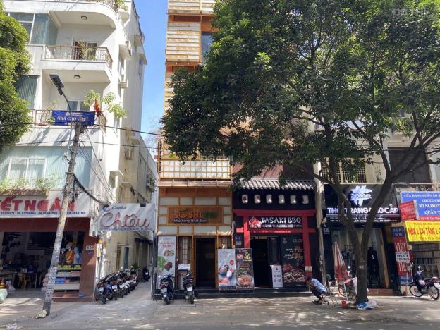 Cho thuê nhà 122 Cao Thắng, Quận 3. DT: 8x18m 7 tầng TM 14248568