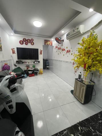 Bán nhà Nguyễn Văn Luông 30m2, 1 lầu 2 phòng ngủ 14356041