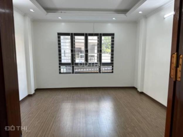 Cho thuê nhà phố Lê Trọng Tấn, Thanh Xuân 35m2, 5 tầng. Giá: 16tr/th 14356575