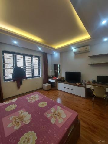 Bán nhà Đội Cấn, Q. Ba Đình 32m2 nhà 4 tầng đẹp, 2 thoáng, 10m ra phố, 2.8 tỷ. 0988424386 14356989