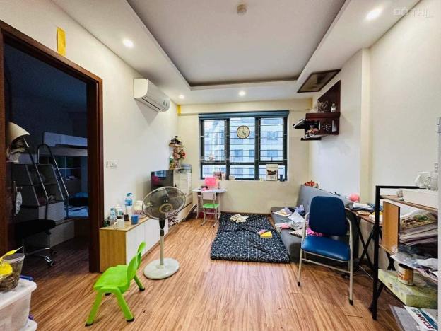 Cần bán gấp căn hộ chung cư Thái Hà đẹp lung linh ở ngay đón tết 70m2, 2PN, lô góc, tặng nội thất 14358500