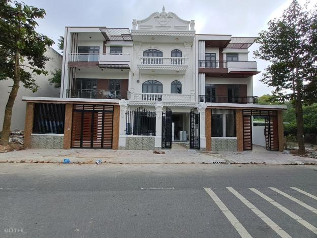 Chính chủ cần bán 3 căn nhà phố xây mới, mặt tiền đường ĐX 065 - phường Định Hòa SHR sẵn 14362788