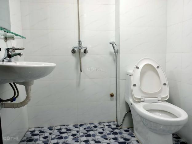 Tôi cần bán nhà Giáp Bát, 5 tầng, 30m2, giá bán 3,68 tỷ 14372922