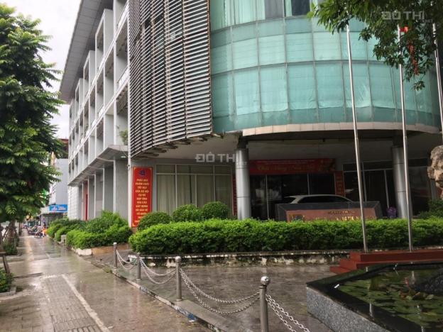 Cho thuê văn phòng 40m2, 120m2 full nội thất có chỗ đỗ xe ô tô, xe máy tại quận Thanh Xuân, Hà Nội 14374263
