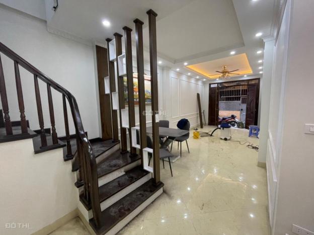 Bán nhà đường Lạc Long Quân, Xuân La, Tây Hồ 45m2 xây 5 tầng, cách phố 40m giá 5.9 tỷ 14374552