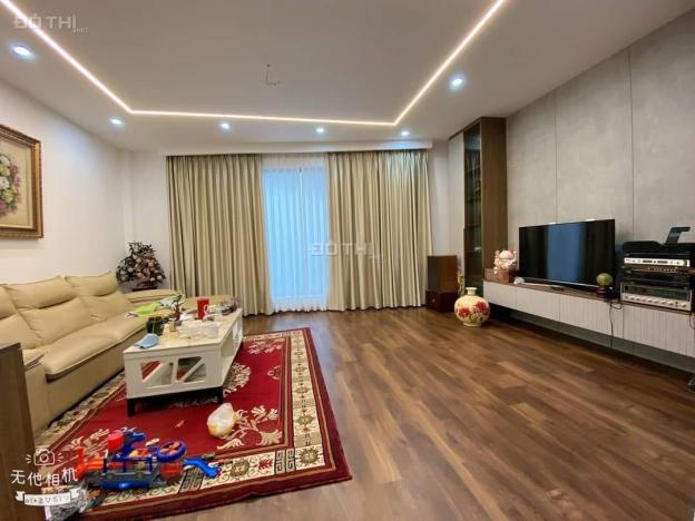 Mặt phố vỉa hè kinh doanh phố cổ Cửa Nam DT 130m2 6T giá 77 tỷ 14388491