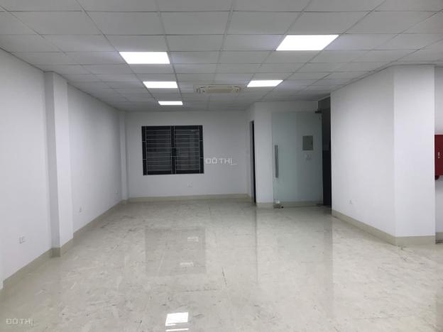 Cho thuê sàn văn phòng Nguyễn Trãi - Triều Khúc, 120 m2, sàn thông đẹp giá tốt 14389236