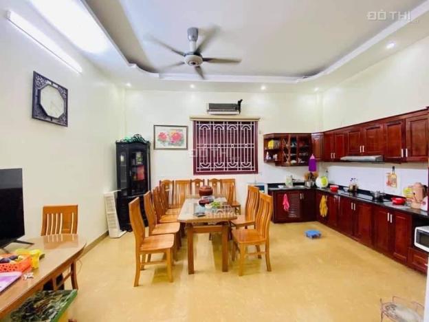 Có 1 0 2, nhà phố cổ Hà Đông, sau chợ Vồ, 55 m2, chỉ 4.2 tỷ, tặng nhà ở luôn 14389631