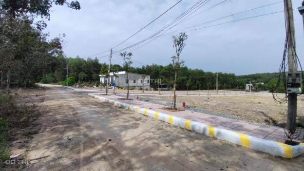 Chỉ TT 1 tỷ sở hữu nền đất ở gần TTHC Phước Bình 14382143