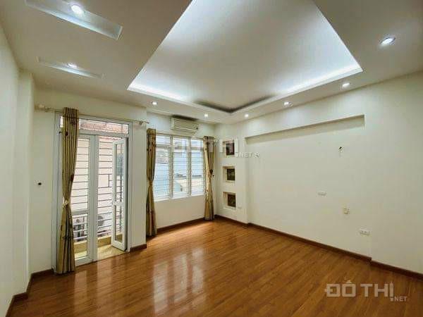 Nhà phố Hoa Bằng 50m2, 5 tầng, Mt 4.5m, ô tô vào nhà, giá 8.5 tỷ 14393602