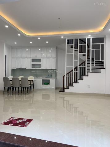 Bán nhà Nguyễn Văn Huyên, Cầu Giấy. 35m2 xây 5 tầng mới giá 5 tỷ 14395523