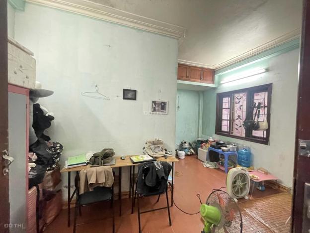 Bán Đất tặng Nhà Dịch Vọng 60m2, Mt12m, chỉ 5.6 tỷ, Cầu Giấy. 14403844