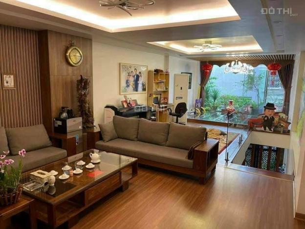 Bán nhà Ngọc Lâm, DT 42m2 - Oto qua, full nội thất đẹp long lanh - 5.5 tỷ 14408205