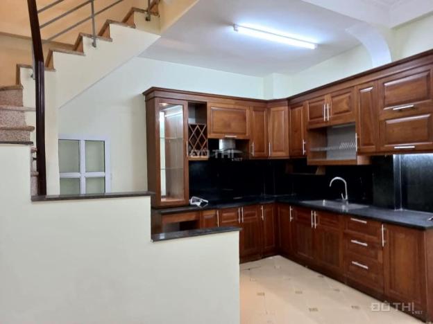 Bán nhà ở ngay phố An Dương, Tây Hồ, DT: 40m2, giá: 3,7 tỷ 14413705