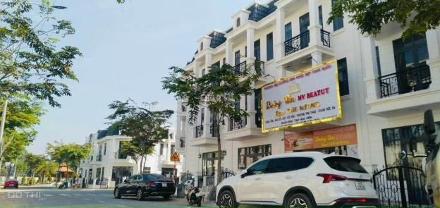 Bán nhà phố liền kề đường Tân Phước Khánh 32, Bình Dương 14425160