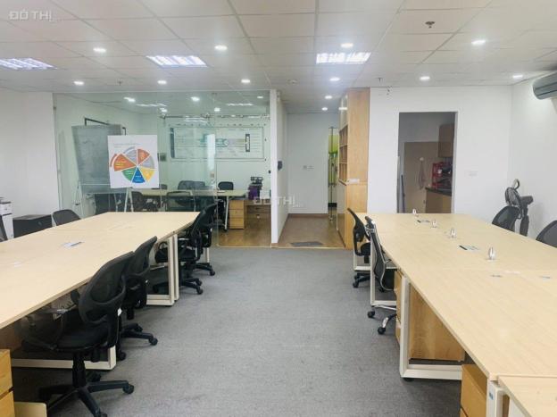 Cho thuê 3 văn phòng bàn giao đầy đủ nội thất tại Eurowindow Trần Duy Hưng, Cầu Giấy, Hà Nội 14143018