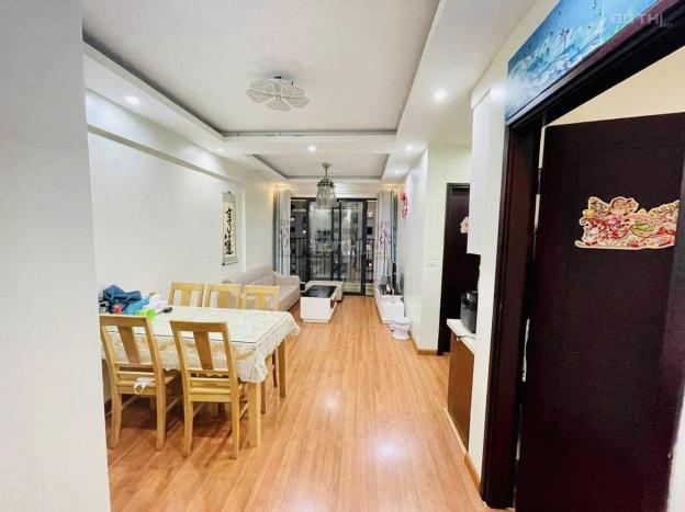 Cần bán gấp căn hộ chung cư Green Star KĐT Thành Phố Giao Lưu 69m2, 2PN, 2wc tặng nội thất xịn 14427843