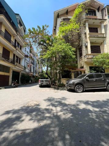 CẦN BÁN TOÀN NHÀ KHU ĐÔ THỊ ĐẠI KIM QUẬN HOÀNG MAI. 55M X 7T X 4,5M GIÁ CHỈ HƠN 10 TỶ. 14430391