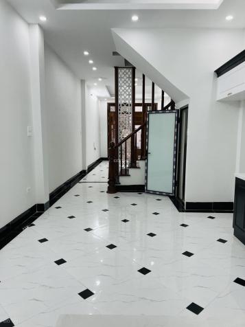 Bán nhà ngõ 243 Tam Trinh-Mai Động, 60m2 x 5T sân cổng, kiểu dáng biệt thự. Giá 6,3 tỷ 14430826