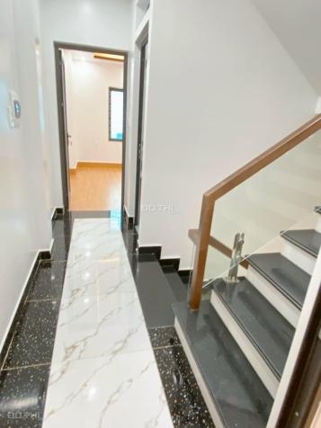 Nhà xây mới tinh. Đường hồ sen mới. 14432722