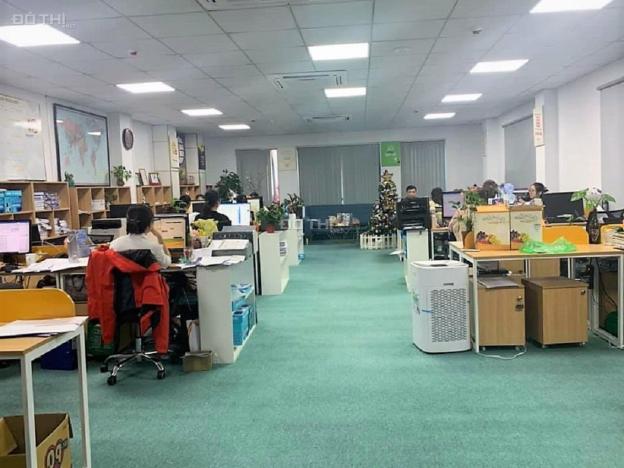 Bán nhà mặt hồ Phương Mai. Hè 2m, ô tô tránh. Thang máy, thông sàn, KD. DT 110m2 x 8T. Giá 30 tỷ 14437841