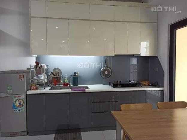 Cho thuê nhanh căn hộ 2PN - Full NT đẹp - CC Đức Khải Q 7 - DT 84m2 - Giá 10 triệu - ban công dài 14441035