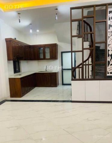 Bán nhà Long Biên Phố Trạm gần Aeon Mall 39m2, 4,5 tầng cách 10m ra đường ô tô giá 3,2 tỷ 14441616