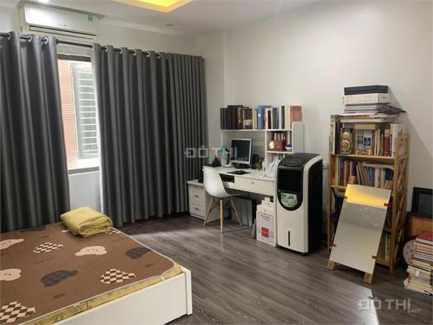 Chính chủ cần bán nhà và phố Định Công ngõ SH tránh nhau vèo vèo, DT 37m2 chỉ 2.6 tỷ 14449791