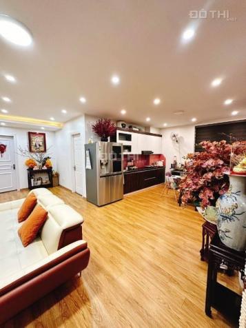 Căn hộ lô góc chung cư Momota 151A Nguyễn Đức Cảnh - diện tích 130m2 có 3 phòng ngủ + 2wc + khách 14451484
