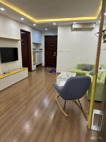 Cho thuê căn hộ chung cư Central Field Trung Kính 2 ngủ, đủ đồ căn góc có slot ô tô 14453364