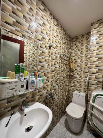 Xe tải đỗ sát cửa - hẻm 136 Trần Văn Quang, 4PN, nhỉnh 2 tỷ 14471304