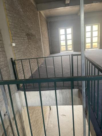 Cho thuê nhà nguyên căn 04 tầng đường 42m, container đỗ cửa làm kho hàng kết hợp văn phòng, ở lại 14483918