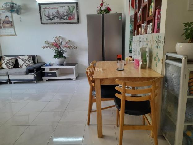 Chính chủ cần tiền bán gấp CC Petroland quận 2, sổ hồng riêng, nội thất đầy đủ 14486645