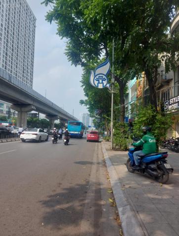 Nhà mặt phố Nguyễn Trãi, Thanh Xuân,gần royallcity, vỉa hè, kinh doanh 43m2, 5 tầng, giá 12.5 tỷ. 14489410