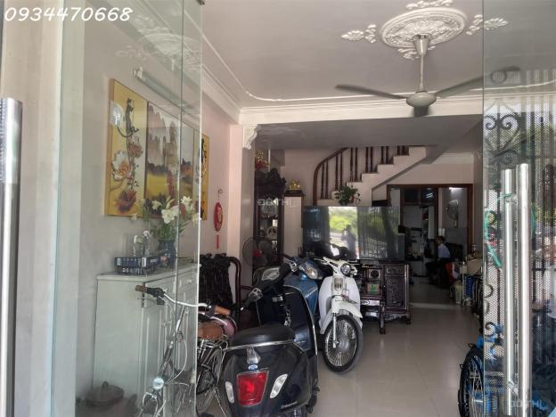 Cho thuê nhà riêng 4 tầng mặt đường QL1 Ngọc Hồi, Thanh Trì, Hà Nội 14496428