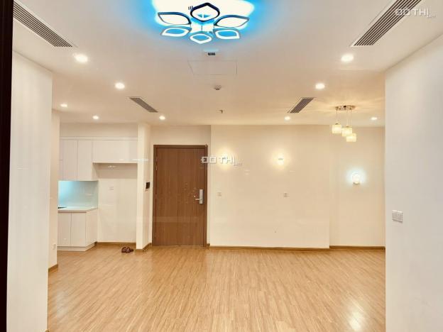Cho thuê căn hộ 3 ngủ căn góc nội thất cơ bản dự án Vinhomes Skylake Phạm Hùng. LH: 0984 074 088 14489055