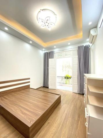 Bán nhà Trung Yên 6, sát ô tô, lô góc, ngay công viên Trung Yên, 50m2 x 5T 6.6 tỷ 14500369