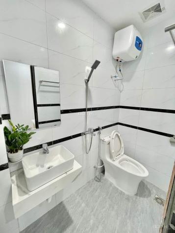 Bán toà dòng tiền Dương Quảng Hàm, Cầu Giấy. 97m2 xây 7T, tn 110tr/tháng, oto vào nhà, Giá: 20.2 tỷ 14503479