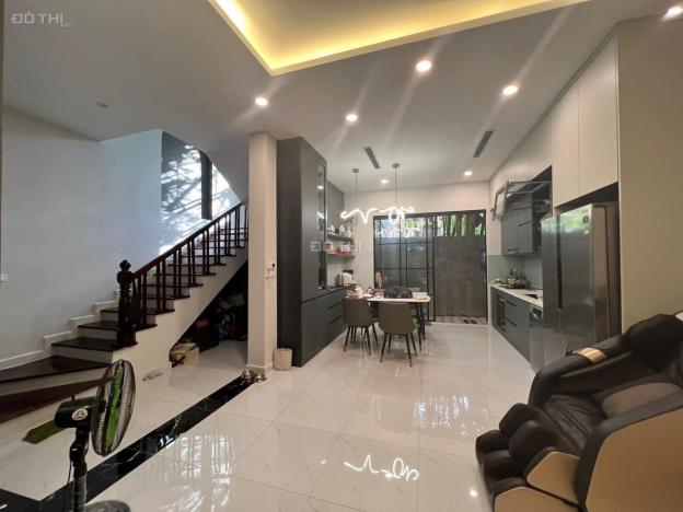 Đại La, Hai Bà Trưng, nhà đập hộp, gần phố, mặt tiền rộng, 50m2, 5 tầng, chỉ 5 tỉ 4 14510588