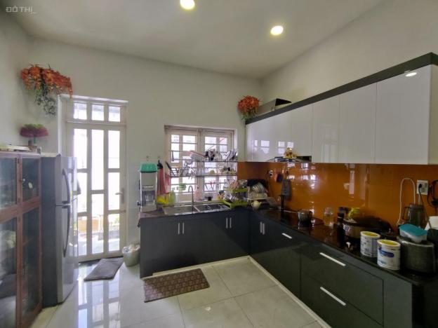 Bán nhà MT đường 14, Phước Bình, Quận 9, 87,2m2, 3 lầu, giá 10tỷ. Lh: 09318.345.79 14513975