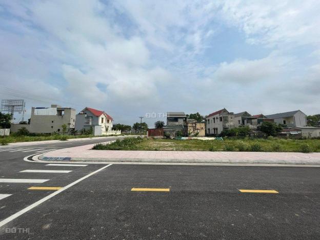 Cần bán gấp lô đất có sổ đỏ tại Thị trấn Tân Phong, Quảng Xương 14517338
