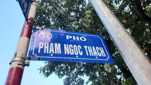 Bán đất phố Phạm Ngọc Thạch_Lô Góc_173m2_18 tỷ_ô tô đỗ cửa_quận Đống Đa Mô tả:  + Diện tích: 173m2 14521975