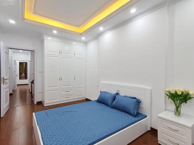 Bán nhà phố Thái Thịnh 45m 4 tầng gần phố tặng full nội thất 14530116