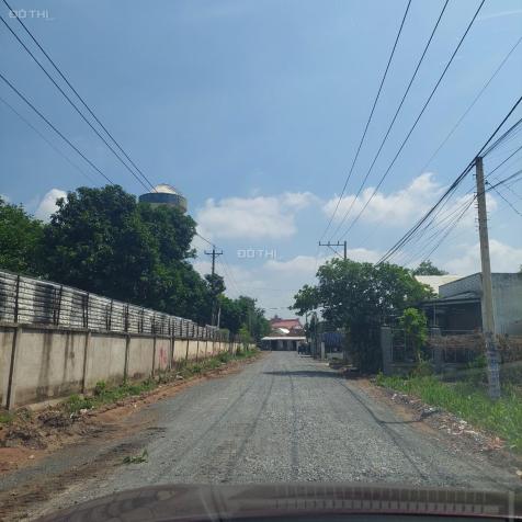 Bán lô đất đối diện nhà máy ô tô Đô Thành,xã Long Phước, Long Thành, Đồng Nai. Dt 1427m2, giá 7.9ty 14536195
