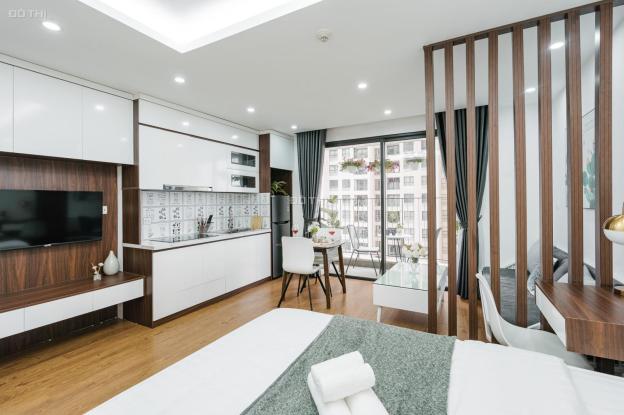 Cho thuê Vinhomes D'Capitale: Căn Studio tầng 12 tòa C2, đầy đủ đồ đẹp, nhà mới, view bể bơi 14539428