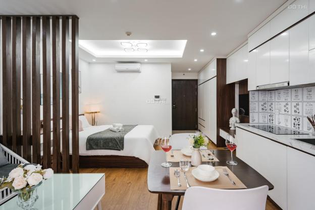 Cho thuê Vinhomes D'Capitale: Căn Studio tầng 12 tòa C2, đầy đủ đồ đẹp, nhà mới, view bể bơi 14539428